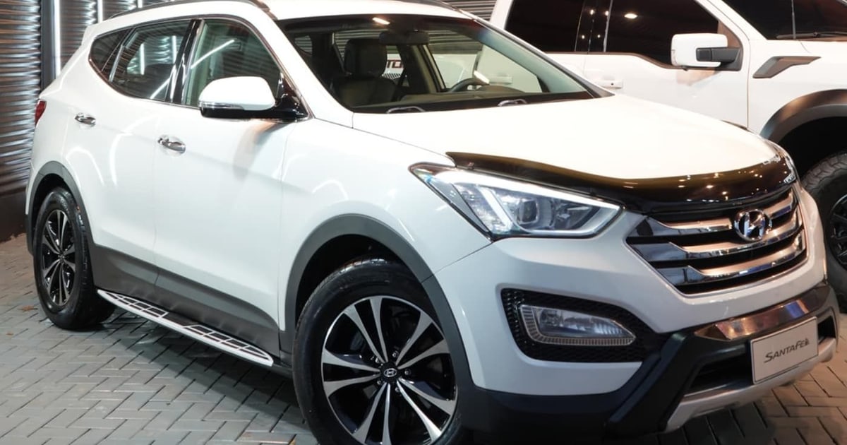 Hyundai Santa Fe (Representante) 2015
